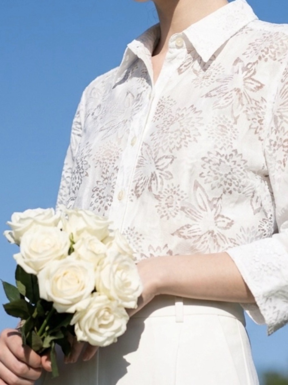 Women's White Floral Eyelet Button-Front Blouse